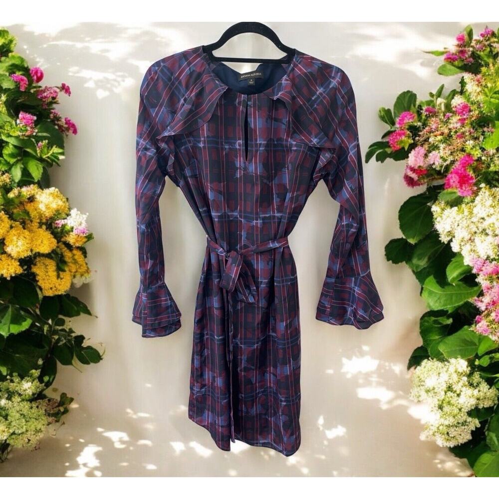 Banana Republic Long Sleeve Lined Dress Women’s Size SMALL purple blue abstract